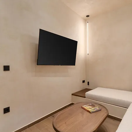 Aparthotel Nema 3*